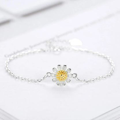 Elegant 925 Sterling Silver Daisy Bracelet for Women
