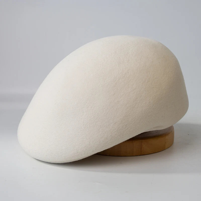 Luxurious Wool Felt Beret - Timeless Winter Elegance