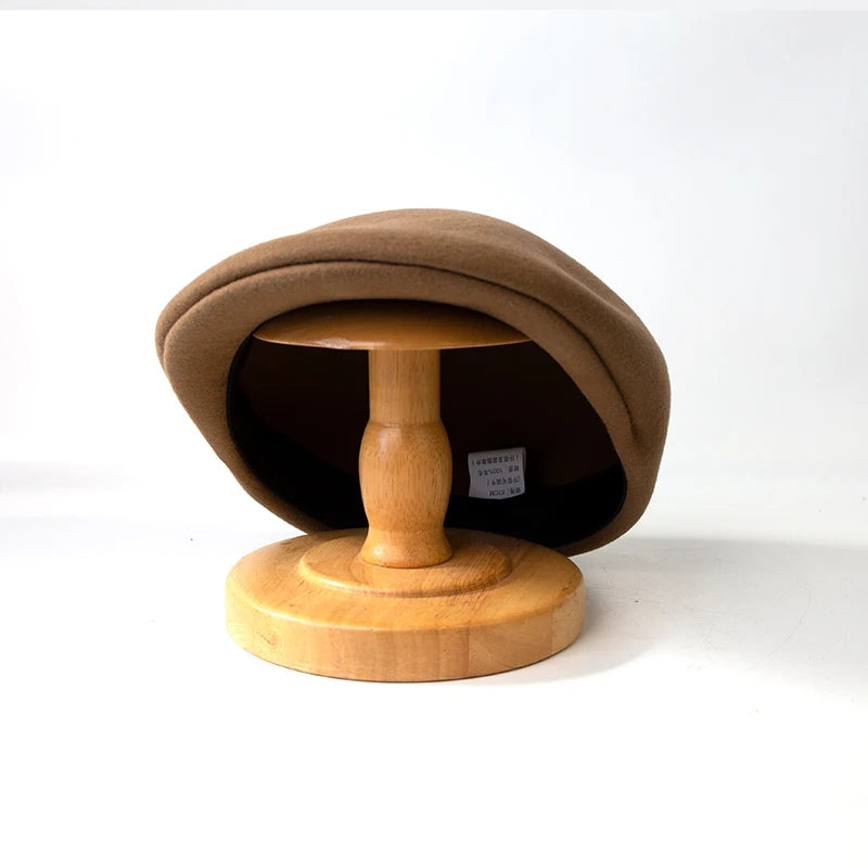 Luxurious Wool Felt Beret - Timeless Winter Elegance