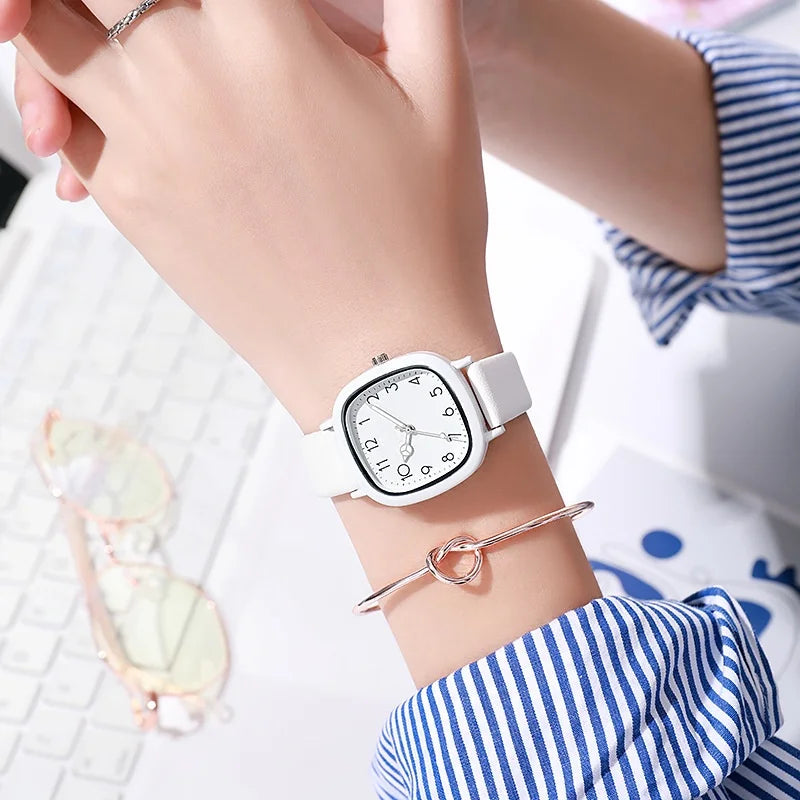Fashion Brand Bear Women Quartz Watch 